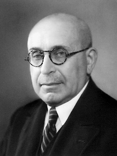 Dr. Siegfried  Kantor